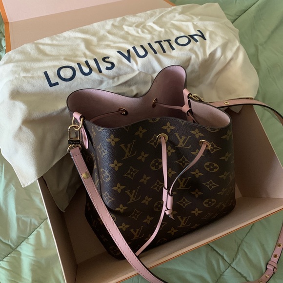 Louis Vuitton Handbags - Louis Vuitton CrossBody Handbag